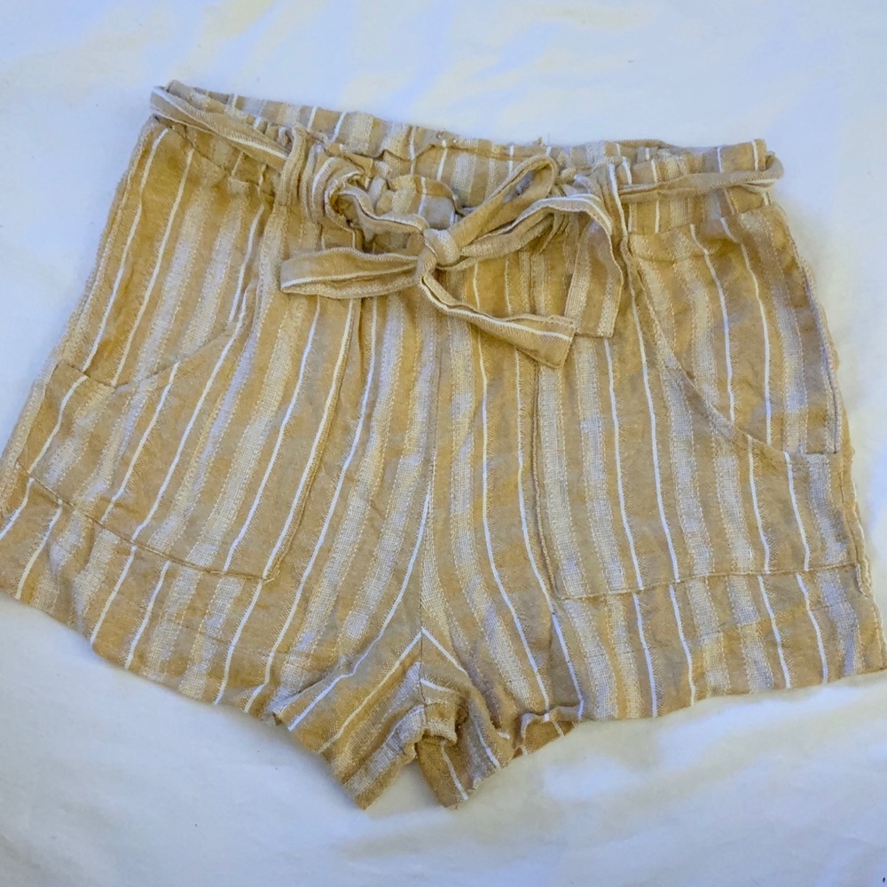 NWOT High Waisted Cloth Fabric Striped Shorts
